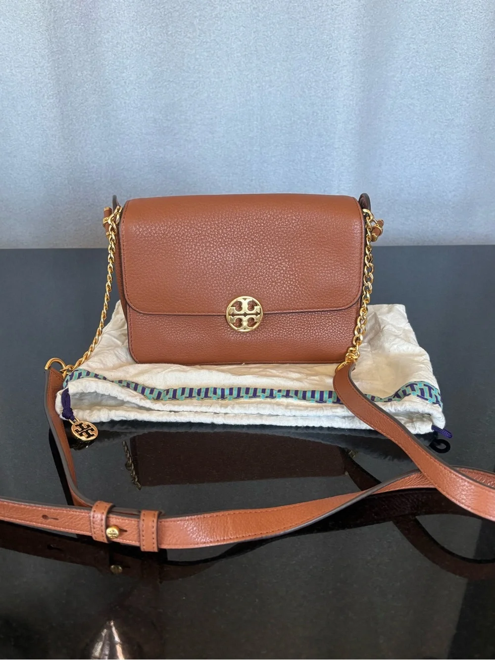 Authentic Tory Burch Carson Brown Leather Crossbody Bag with gold Chain